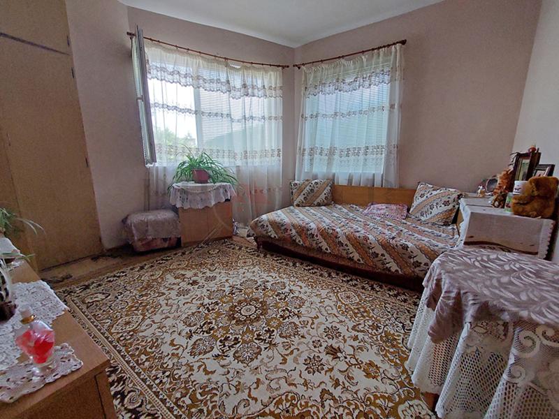Продава  Етаж от къща град Велико Търново , Асенов , 90 кв.м | 43221527 - изображение [3]