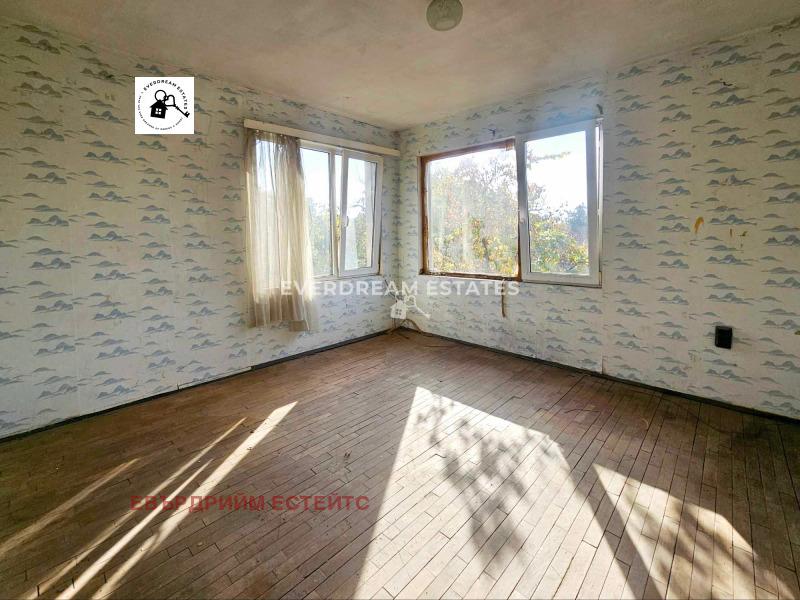 Продава ЕТАЖ ОТ КЪЩА, гр. София, гр. Нови Искър, снимка 2 - Етаж от къща - 52200086