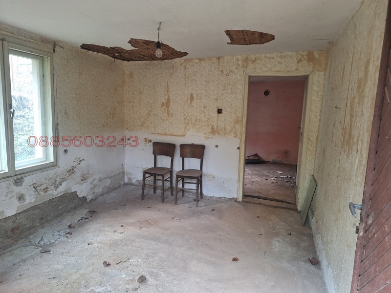 Продава  Вила област София , гр. Ботевград , 82 кв.м | 65319500 - изображение [4]