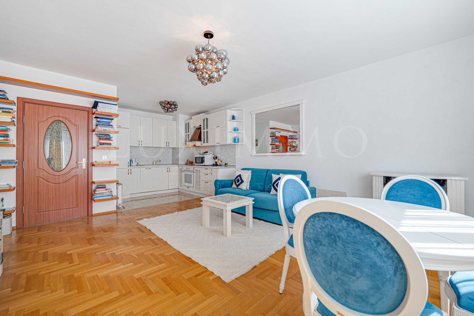 Продава 2-СТАЕН, гр. София, Оборище, снимка 2 - Апартаменти - 56720957