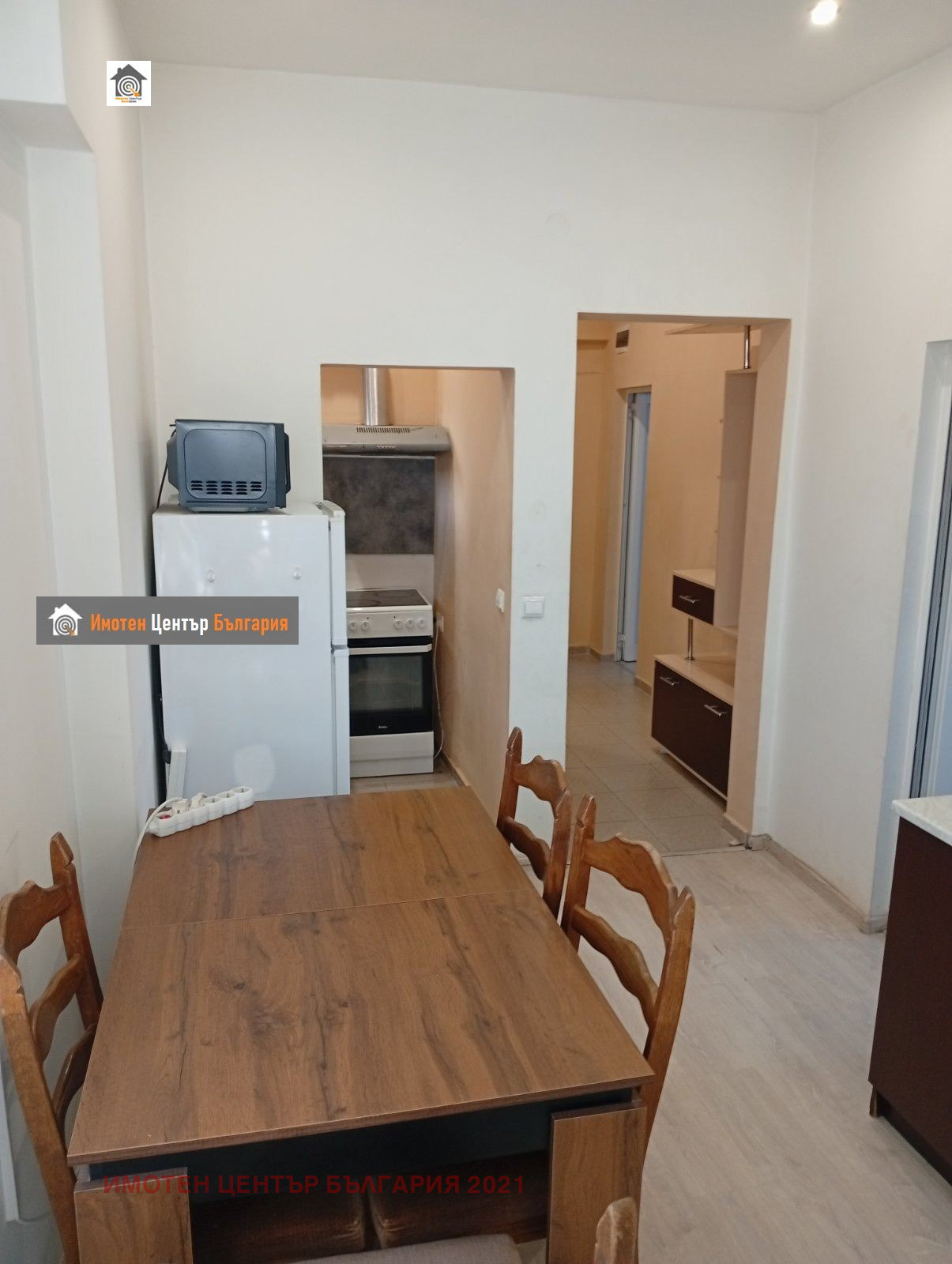 Продава 3-СТАЕН, гр. София, Център, снимка 2 - Апартаменти - 54630520