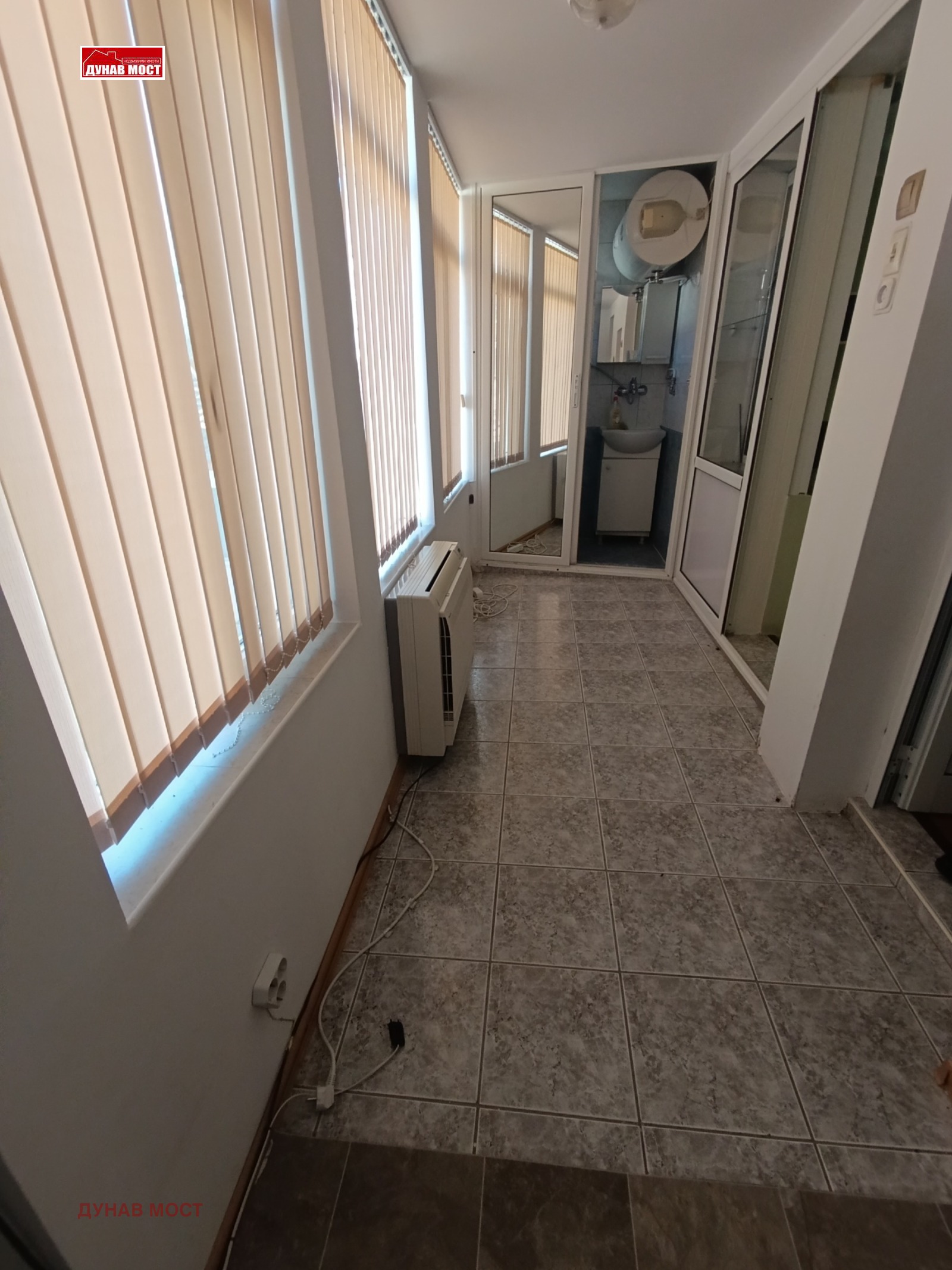 Продава ЕТАЖ ОТ КЪЩА, гр. Русе, Широк център, снимка 10 - Етаж от къща - 53814300