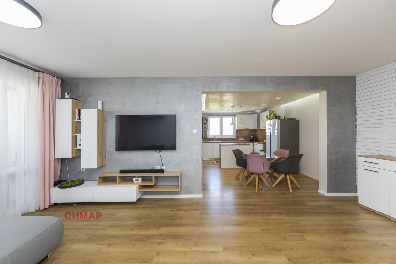 À venda  2 quartos Sofia , Mladost 4 , 98 m² | 30366272 - imagem [2]