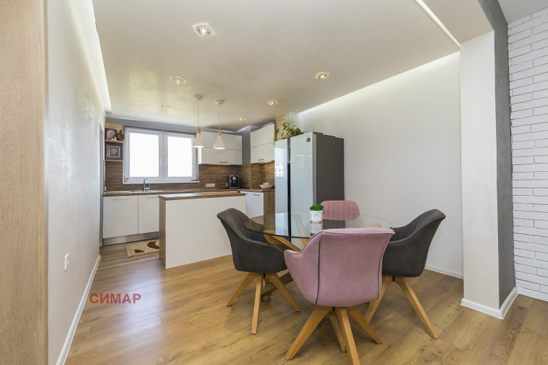 À venda  2 quartos Sofia , Mladost 4 , 98 m² | 30366272 - imagem [4]