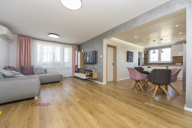 À venda  2 quartos Sofia , Mladost 4 , 98 m² | 30366272
