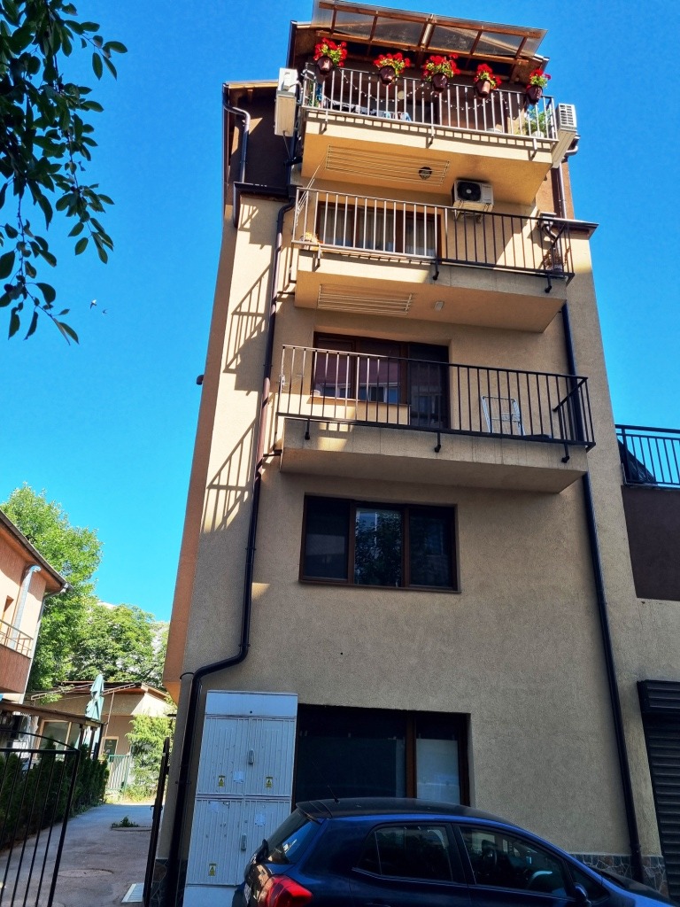 Продава  Офис град София , Надежда 2 , 72 кв.м | 24016305