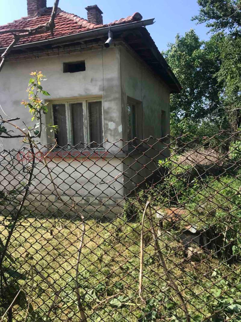 Продава КЪЩА, с. Градешница, област Враца, снимка 2 - Къщи - 52785254