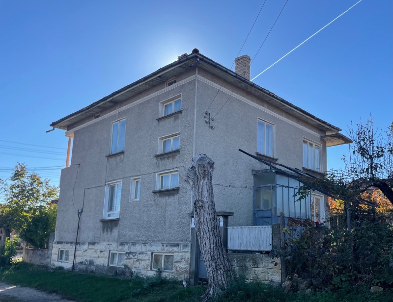 Продава КЪЩА, с. Гецово, област Разград, снимка 2 - Къщи - 52782470