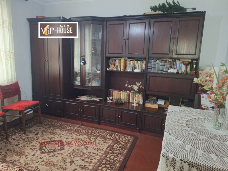 For Sale  House Pazardzhik , Tsentar , 130 sq.m | 10935359 - image [2]