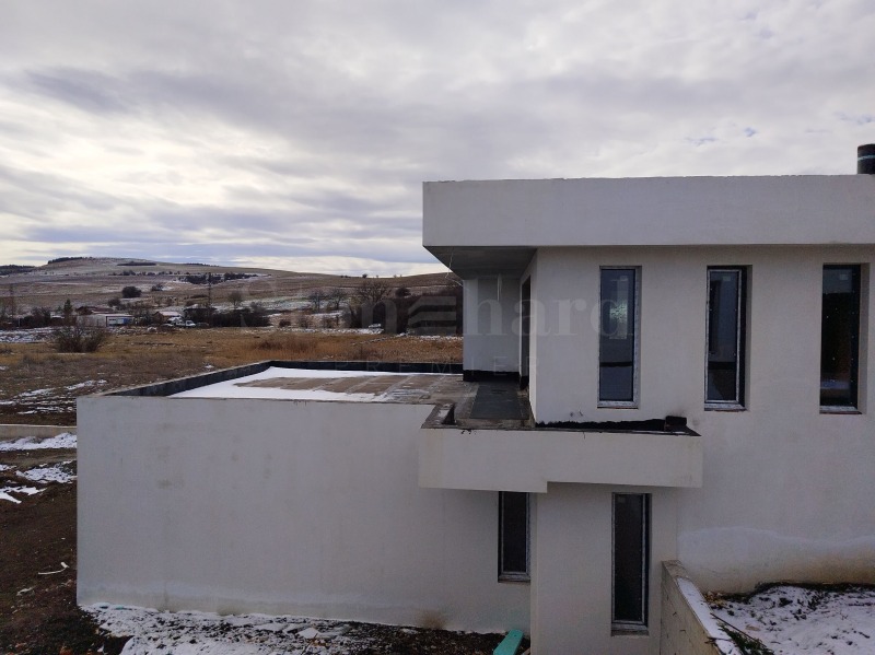 Продава КЪЩА в град Перник, Байкушева махала - 247 кв.м / 285 000 € » 557 411.55 лв., СТОУНХАРД ПРЕМИЪР В СТРАНАТА И ЧУЖБИНА