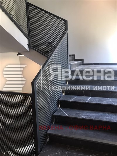 Продава 4-СТАЕН, гр. Варна, к.к. Св.Св. Константин и Елена, снимка 13 - Aпартаменти - 48672148