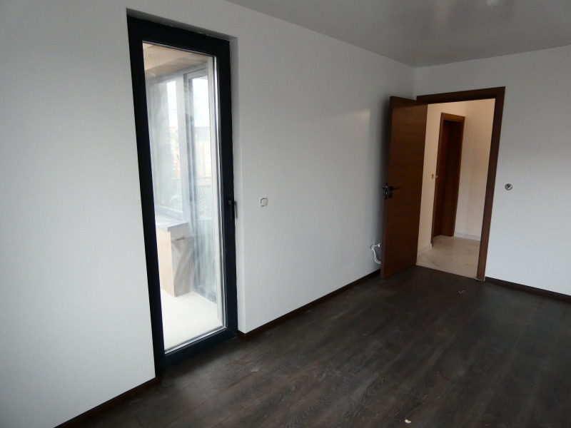 Продава МНОГОСТАЕН, гр. София, Бъкстон, снимка 3 - Апартаменти - 53173398