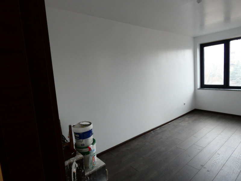 Продава МНОГОСТАЕН, гр. София, Бъкстон, снимка 2 - Апартаменти - 53173398