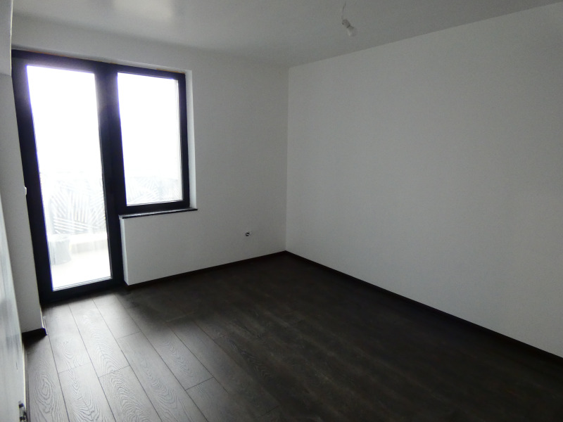 Продава МНОГОСТАЕН, гр. София, Бъкстон