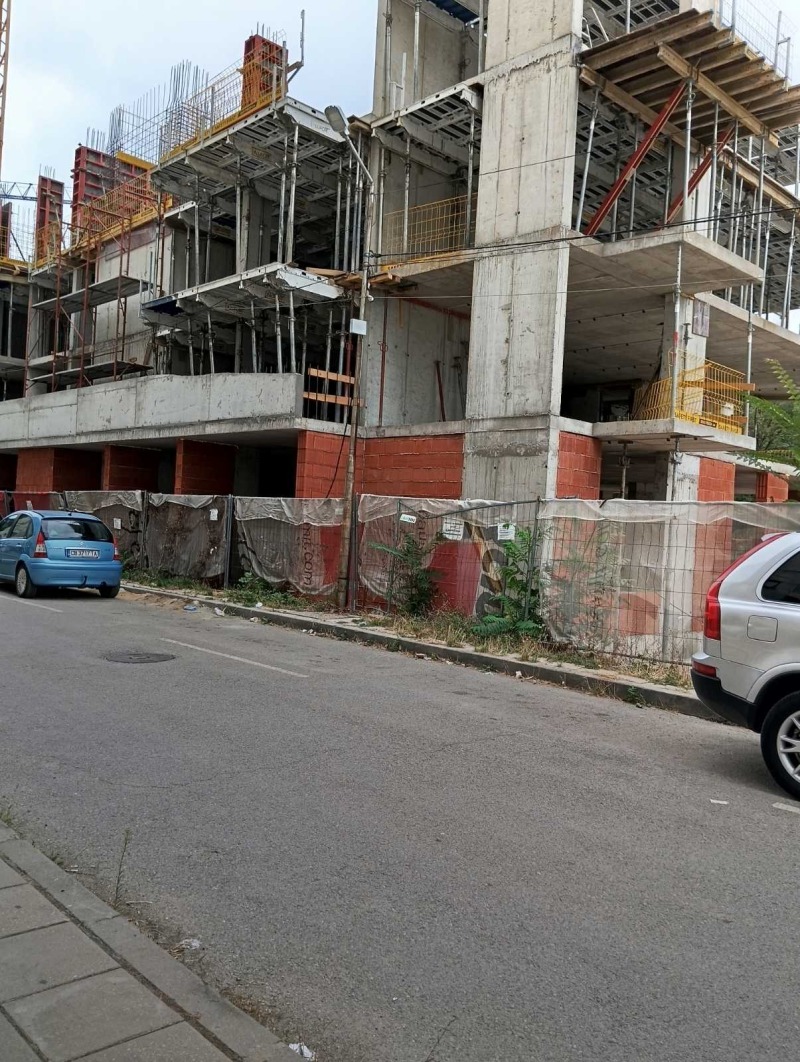 Myytävänä  1 makuuhuone Sofia , Zona B-5 , 85 neliömetriä | 46695836 - kuva [3]