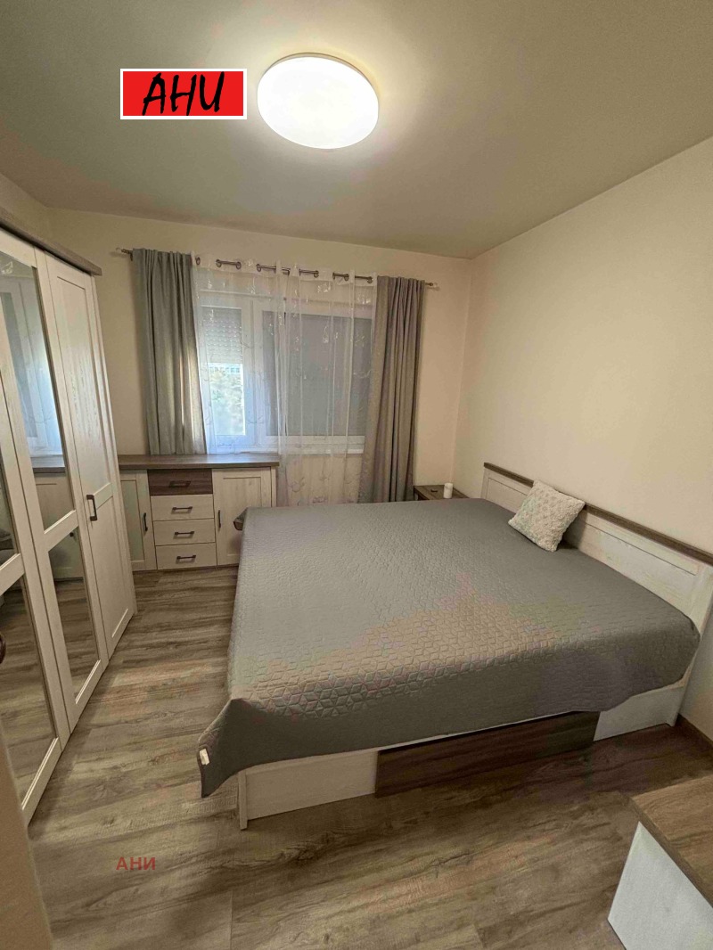 De vânzare  2 dormitoare Plovdiv , Traciia , 74 mp | 23592018