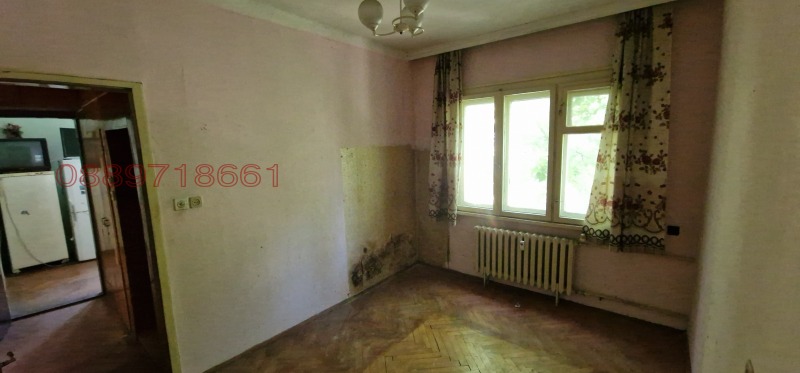 Продава 3-СТАЕН, гр. Плевен, Идеален център, снимка 10 - Апартаменти - 52798664