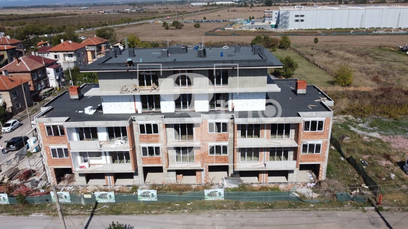 Na prodej  3 ložnice oblast Sofia , Gara Elin Pelin , 138 m2 | 39028466