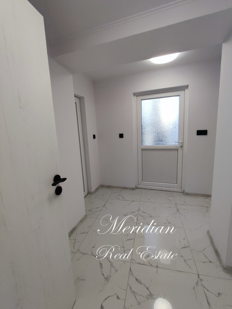 Продава КЪЩА, гр. Добрич, Център, снимка 9 - Къщи - 52836801