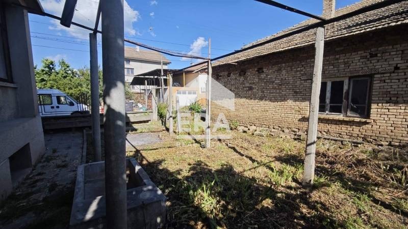 Продава КЪЩА, гр. Попово, област Търговище, снимка 14 - Къщи - 55084325