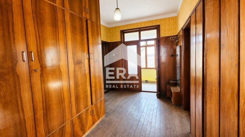 Продава КЪЩА, гр. Попово, област Търговище, снимка 14 - Къщи - 55084325