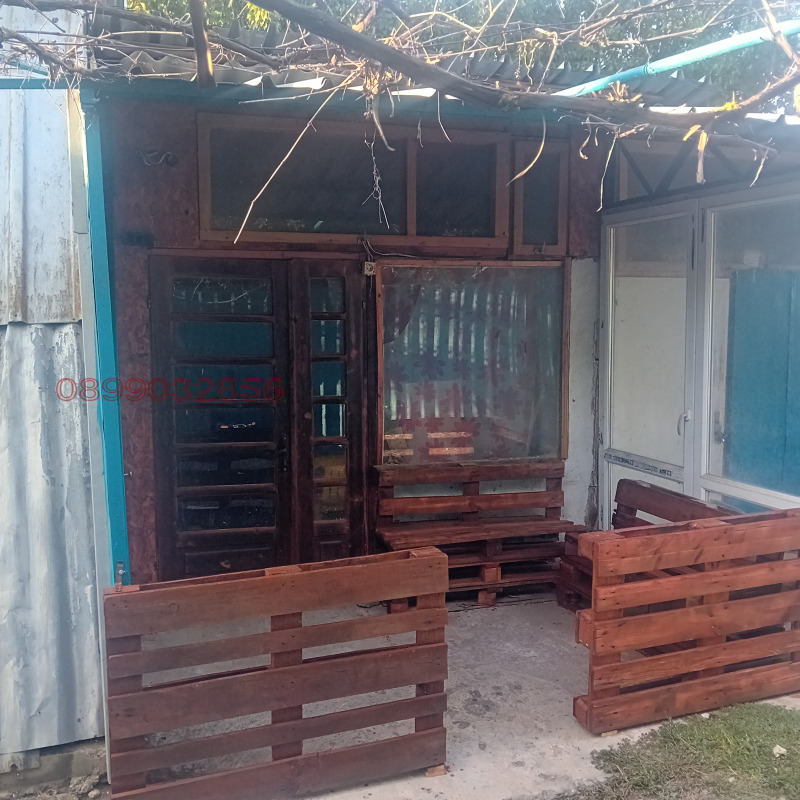 Продава ВИЛА, с. Люляково, област Добрич, снимка 12 - Вили - 52780368