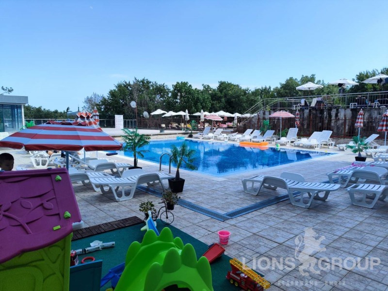 À venda  1 quarto Varna , k.k. Zlatni piasaci , 70 m² | 17124105 - imagem [10]