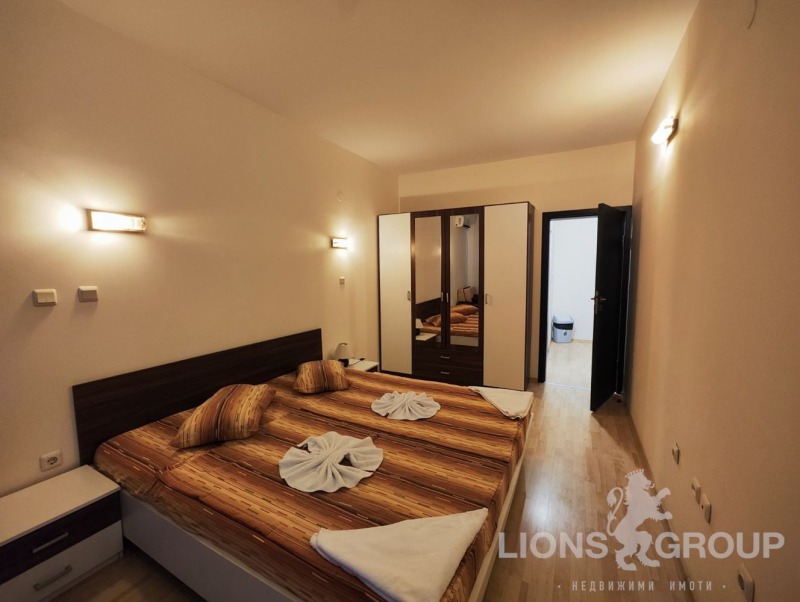 À venda  1 quarto Varna , k.k. Zlatni piasaci , 70 m² | 17124105 - imagem [8]