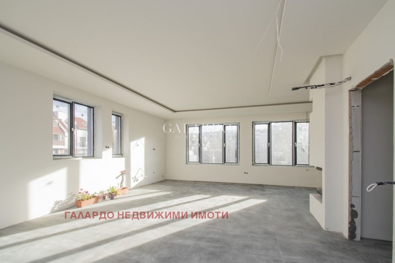 Προς πώληση  σπίτι Σοφηια , Παντσαρεβο , 209 τ.μ | 24548293 - εικόνα [5]