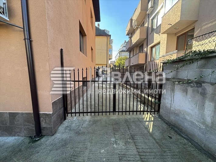 Продава КЪЩА, гр. София, Редута, снимка 3 - Къщи - 55533220