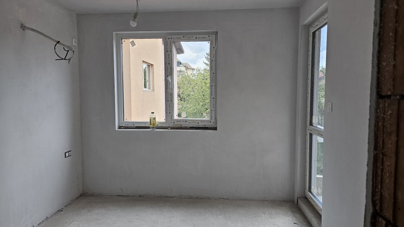 For Sale  2 bedroom Plovdiv , Proslav , 104 sq.m | 27850143 - image [8]