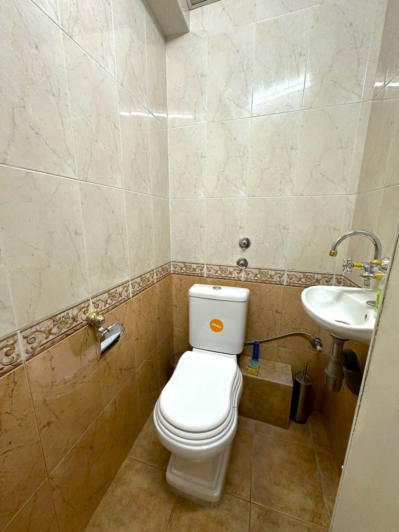 Продава 4-СТАЕН, гр. Шумен, Пожарната, снимка 8 - Апартаменти - 52802816