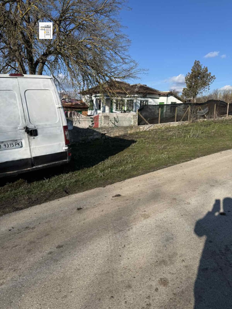 Продава КЪЩА, с. Росен, област Добрич