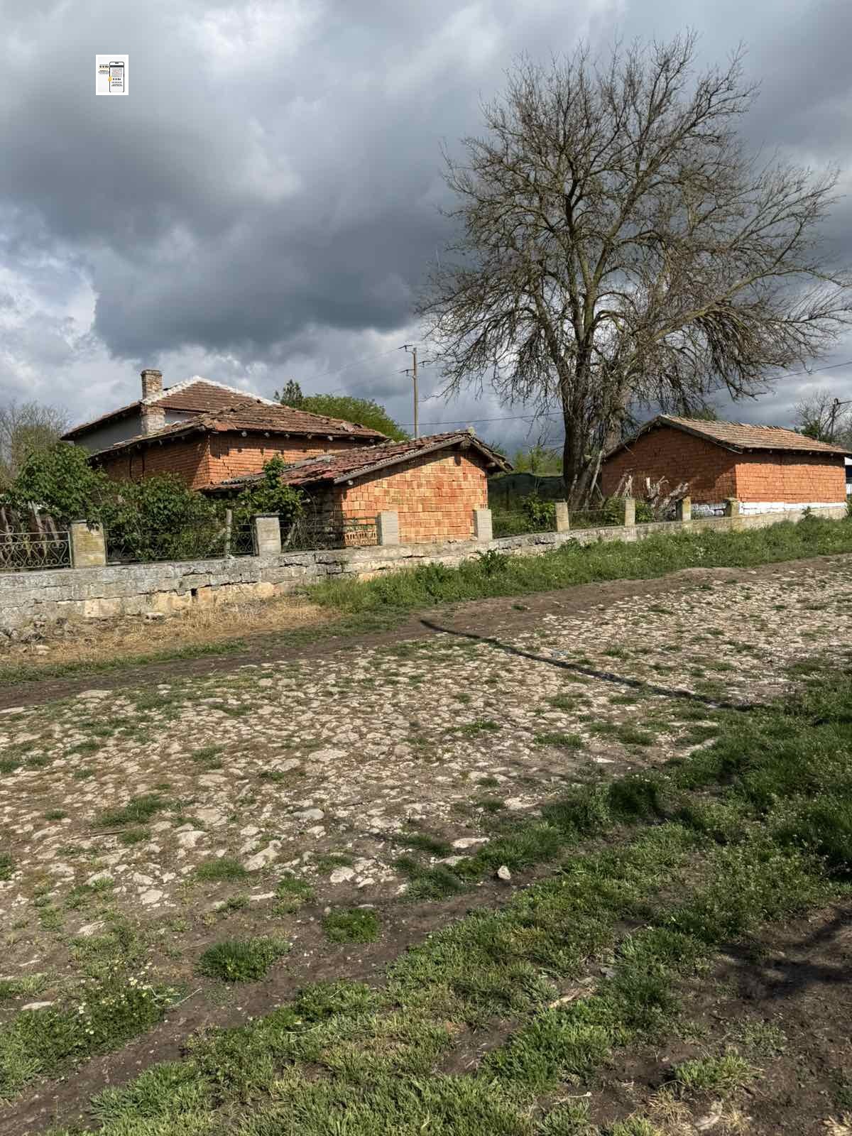 Продава КЪЩА, с. Росен, област Добрич, снимка 2 - Къщи - 53665114