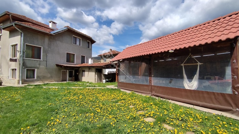 Продава КЪЩА в област Велико Търново, гр. Елена - 240 кв.м / 195 000 € » 381 386.85 лв., ИМОТИ ТЪРНОВГРАД