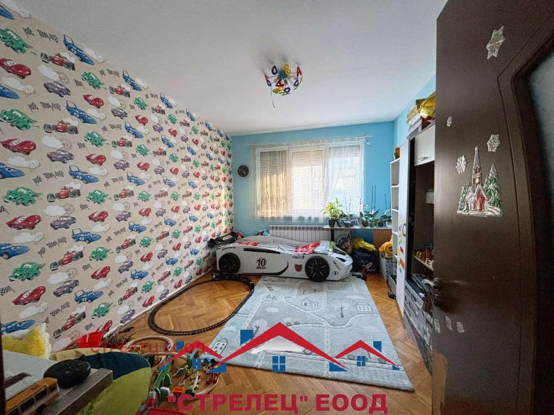 Продава 3-СТАЕН, гр. Добрич, Център, снимка 6 - Апартаменти - 53165417