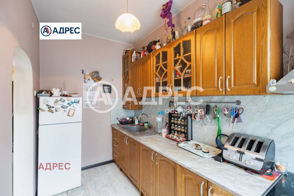 Продава 3-СТАЕН, гр. Варна, Окръжна болница-Генерали, снимка 3 - Апартаменти - 54997829