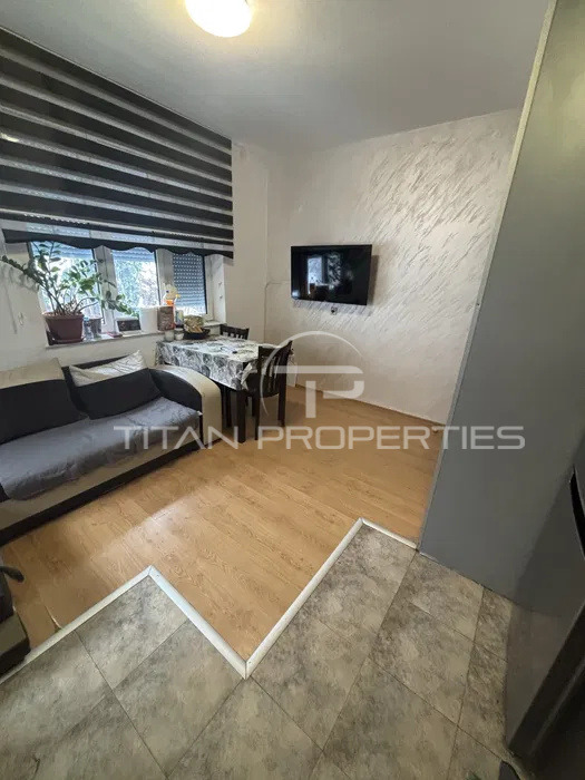 Продава ЕТАЖ ОТ КЪЩА | Imot.bg — изображение 1