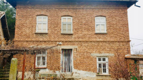 Huis Beli brod, regio Montana 2