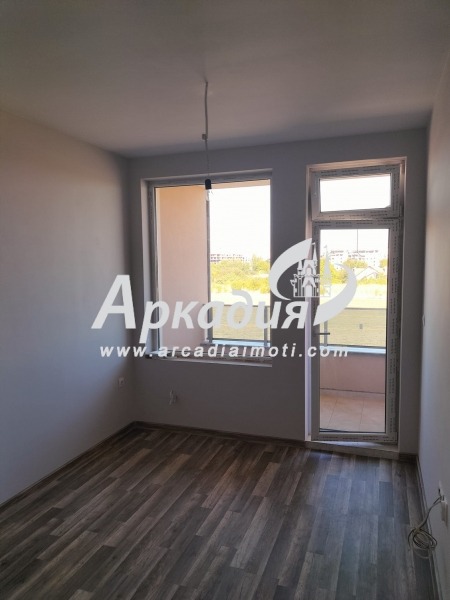 À venda  2 quartos Plovdiv , Hristo Smirnenski , 97 m² | 50376096