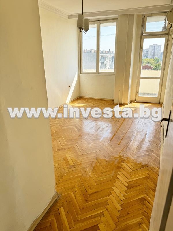 Продава 3-СТАЕН, гр. Пловдив, Кючук Париж, снимка 1 - Aпартаменти - 47402680