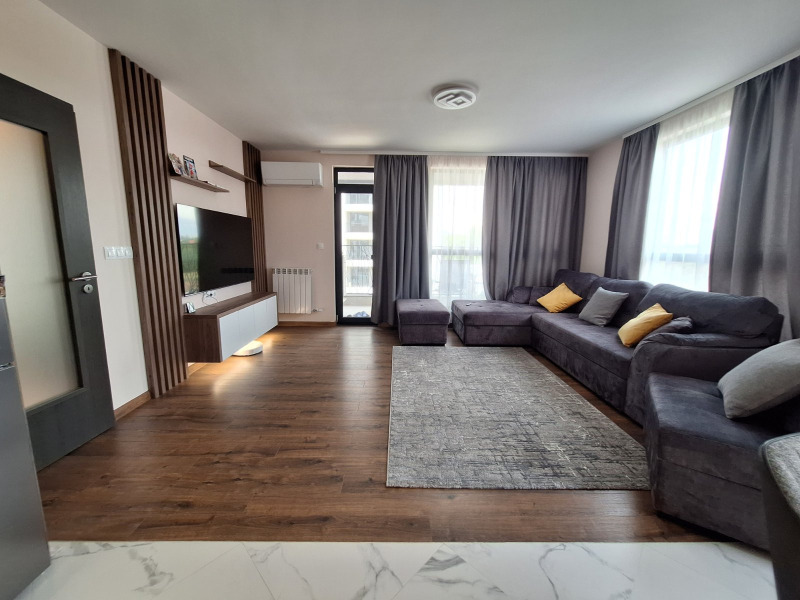 Te koop  2 slaapkamers Sofia , Mladost 4 , 117 m² | 99218779