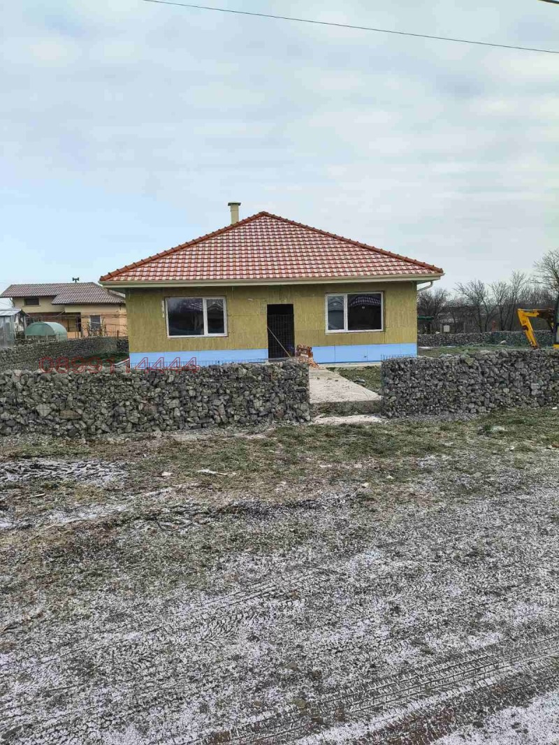 Продава КЪЩА, с. Тръстиково, област Бургас, снимка 2 - Къщи - 53162550