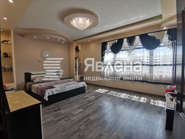 Продава КЪЩА, гр. Брезово, област Пловдив, снимка 10 - Къщи - 54419422