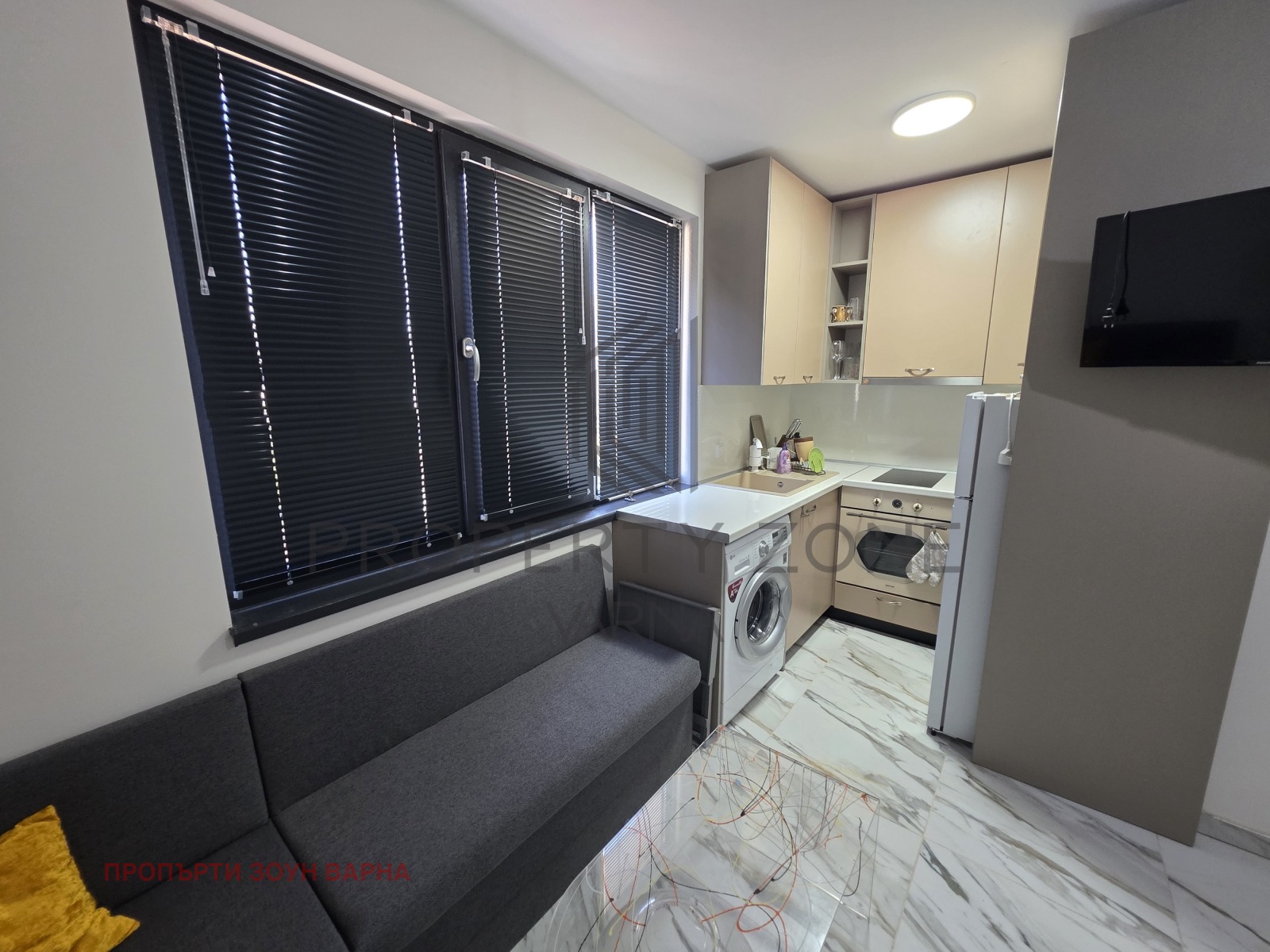 Продава 2-СТАЕН, гр. Варна, Гранд Мол, снимка 3 - Апартаменти - 56160438