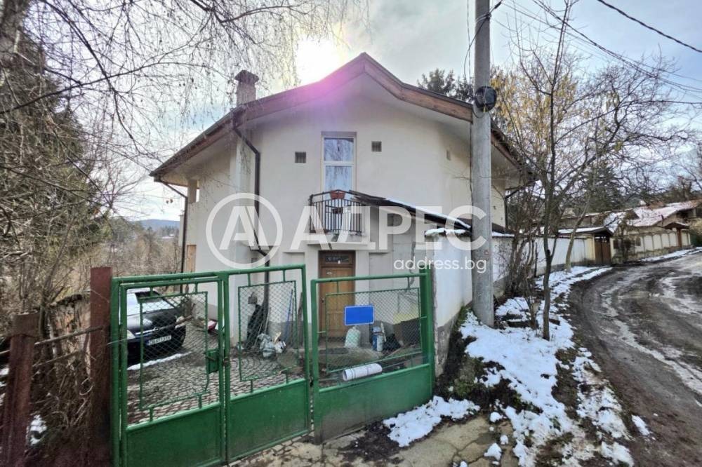 Продава КЪЩА, гр. София, с. Кокаляне, снимка 3 - Къщи - 53766333