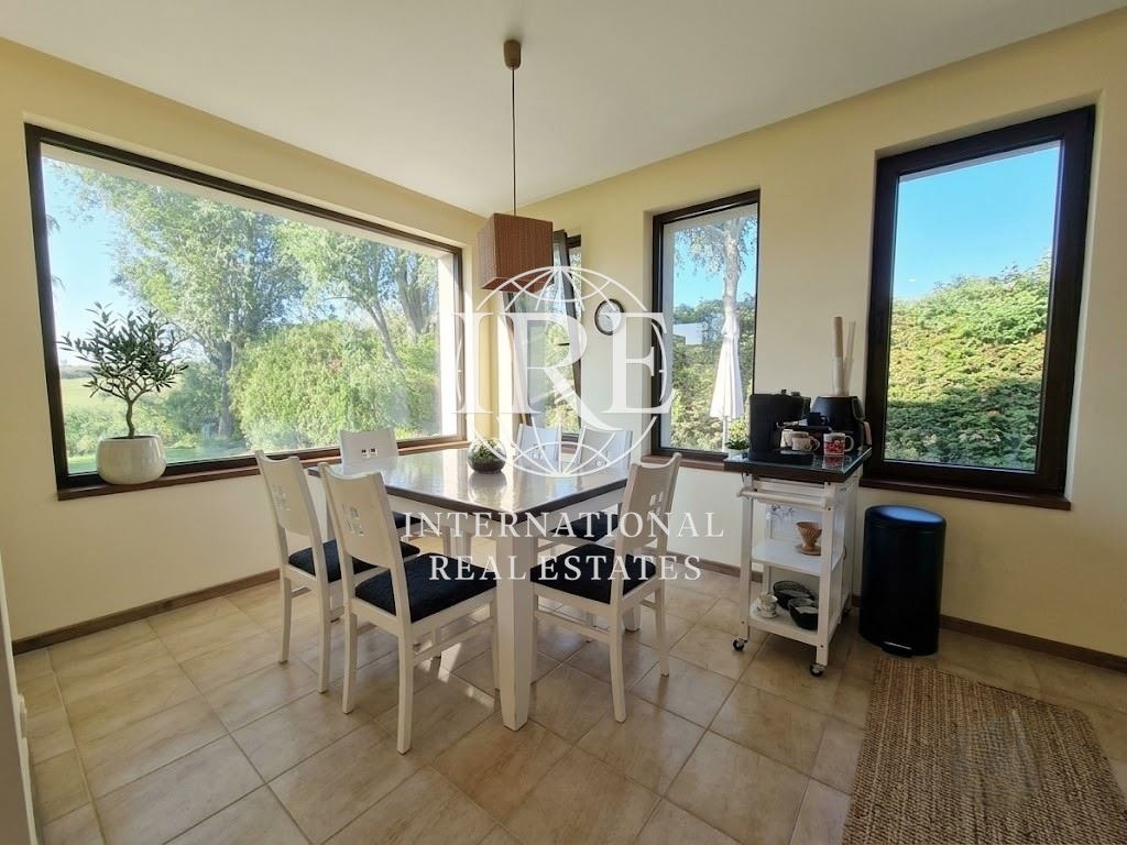 Продава КЪЩА, гр. Балчик, област Добрич, снимка 10 - Къщи - 55082098