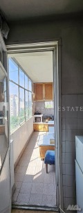 Продава  2-стаен град Пловдив , Младежки Хълм , 72 кв.м | 53937876 - изображение [6]