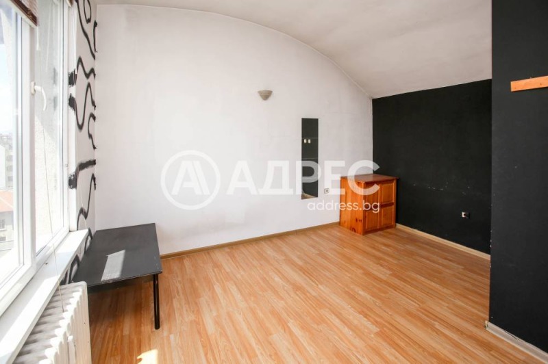 Eladó  2 hálószobás Sofia , Centar , 123 négyzetméter | 40585907 - kép [15]