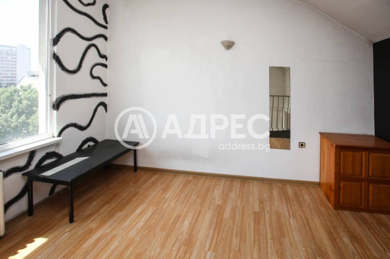 Eladó  2 hálószobás Sofia , Centar , 123 négyzetméter | 40585907 - kép [13]